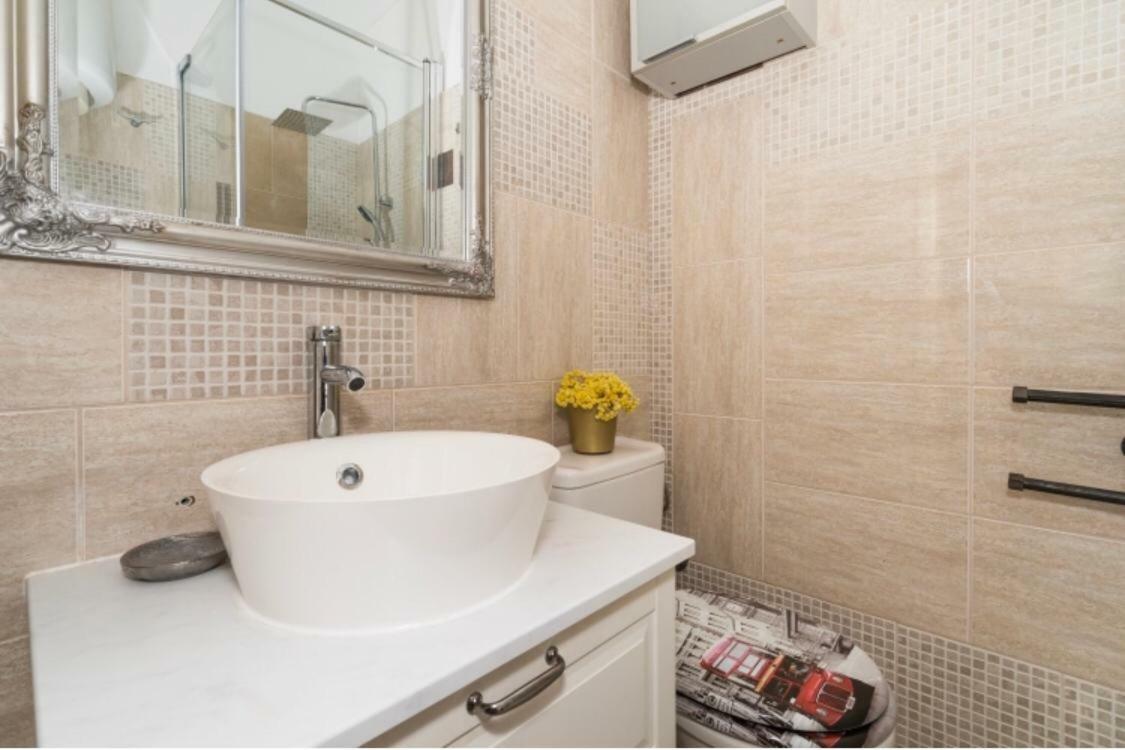 דירות ז'סניסה Little Place Near Sea Apartman מראה חיצוני תמונה
